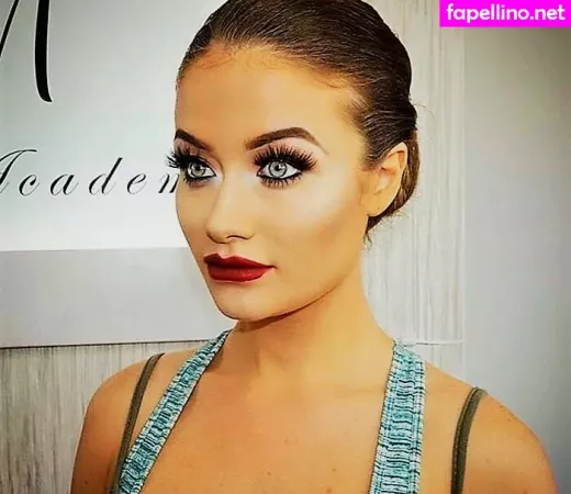 Jess Impiazzi OnlyFans Thumbnail #J4wF35GvtQ