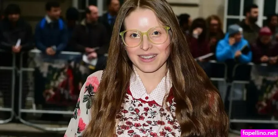 Jessi Cave OnlyFans Thumbnail #5XqW22ucbm