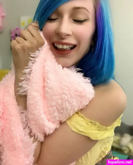 Jessica 3rotica OnlyFans Thumbnail #bPLESRMJvq