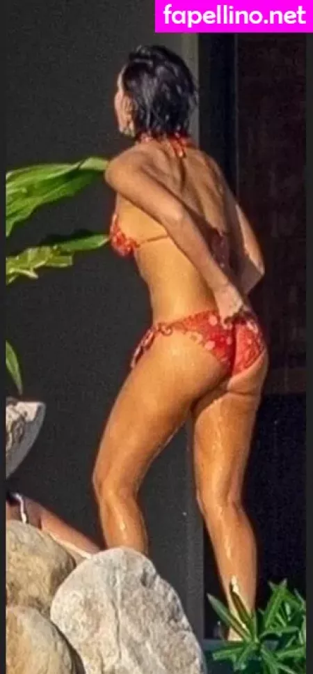 Jessica Alba OnlyFans Thumbnail #EDJw7tQ3Bo