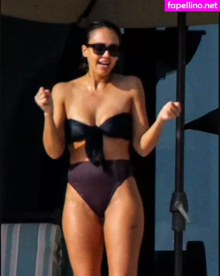 Jessica Alba OnlyFans Thumbnail #QresXFDYIl