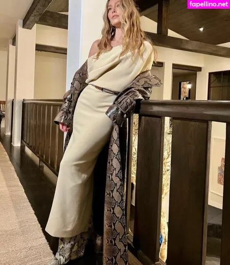 Jessica Biel OnlyFans Thumbnail #9sS8RTdQKu