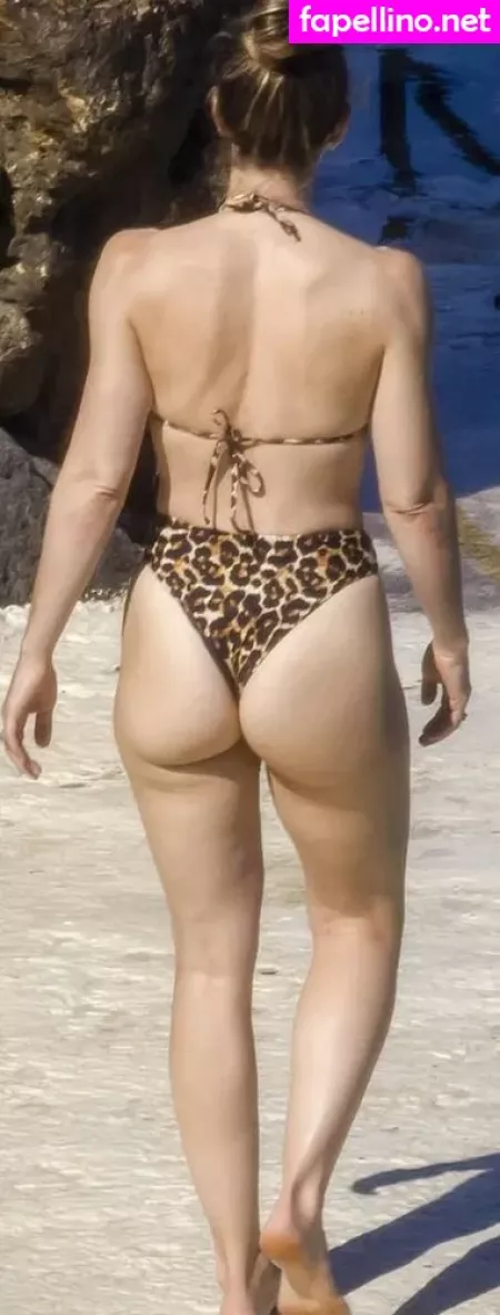 Jessica Biel OnlyFans Thumbnail #NxIlUtyJ1c