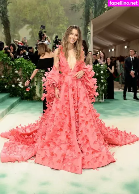 Jessica Biel OnlyFans Thumbnail #v379l6GqUr