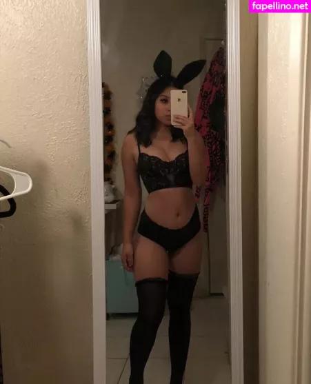 Jessica Huynh OnlyFans Thumbnail #w5Ao1V4YG2