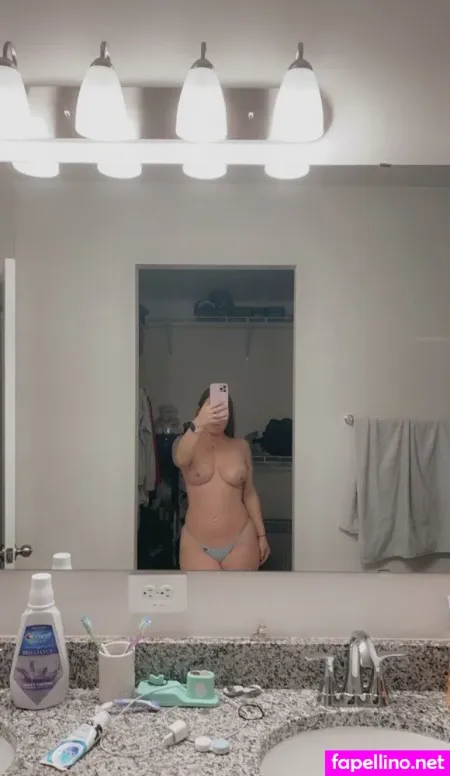 Jessica Lee OnlyFans Thumbnail #1DctCG1RsQ