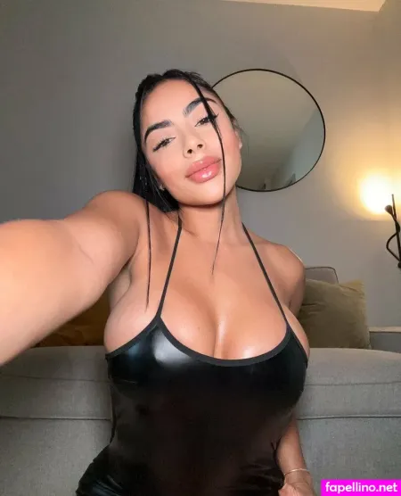 Jessica Levain OnlyFans Thumbnail #ZfbClGUysc