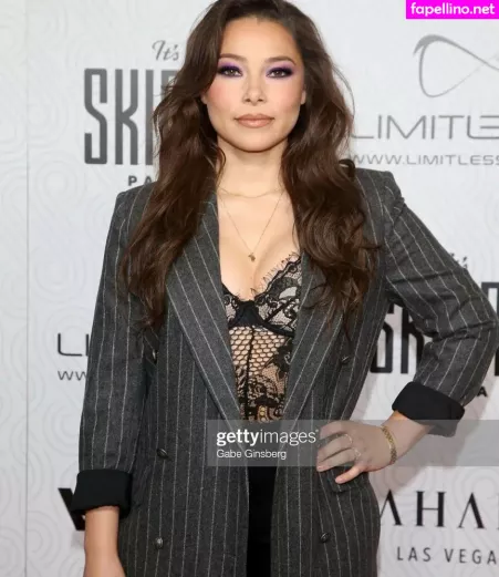 Jessica Parker Kennedy OnlyFans Thumbnail #wxyFIW28fF