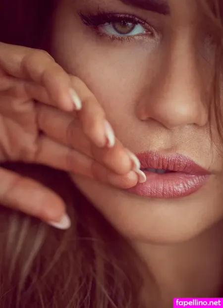 Jessica Paszka OnlyFans Thumbnail #fSTMyK5mlf