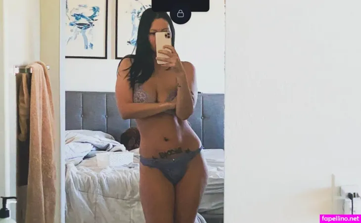 Jessica Snaps Bencomo OnlyFans Thumbnail #KiKjHdieCT