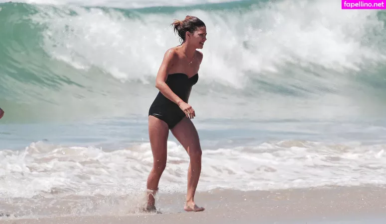 Jessica Szohr OnlyFans Thumbnail #I3gs837WWy