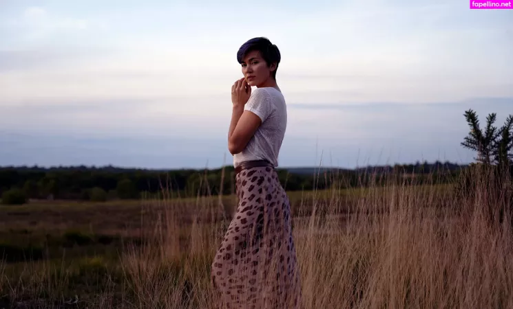 Jessica Yu Li Henwick OnlyFans Thumbnail #g9817Qtpy5