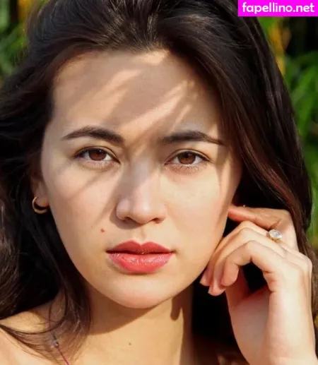 Jessica Yu Li Henwick OnlyFans Thumbnail #kamkfYKg15