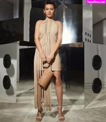 Jessica Yu Li Henwick OnlyFans Thumbnail #lrSmGSgOe0