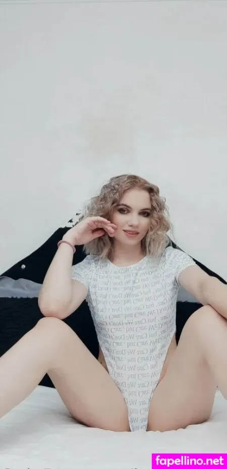 Jessicablonde1 OnlyFans Thumbnail #TqAxeO8IF8