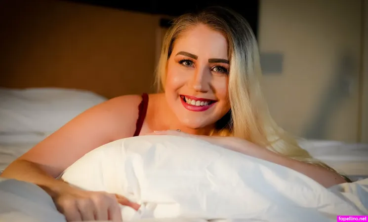 Jessicawestofficial OnlyFans Thumbnail #WuT1c9Ouea