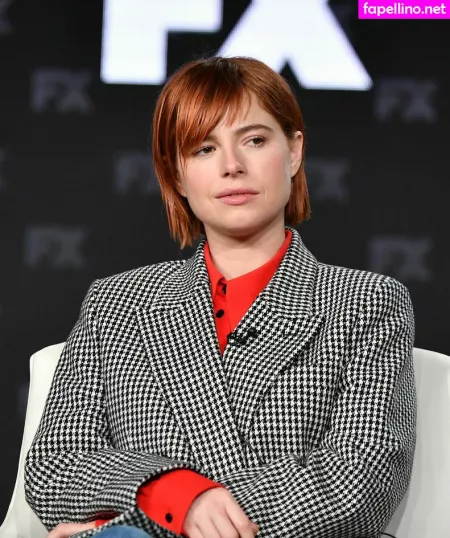 Jessie Buckley OnlyFans Thumbnail #BulbjSmb5d