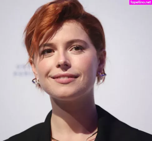 Jessie Buckley OnlyFans Thumbnail #R3nAeKDHTJ