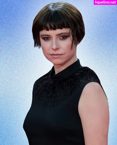 Jessie Buckley OnlyFans Thumbnail #lRVC8THUlv