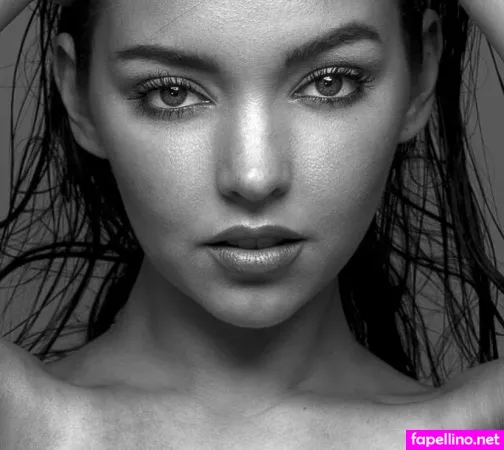 Jessie Farrell OnlyFans Thumbnail #yIxfRG3r4L