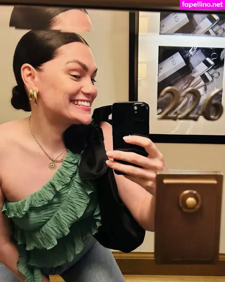 Jessie J 1 OnlyFans Thumbnail #NalUhKz4oO