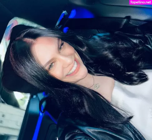 Jessie J 1 OnlyFans Thumbnail #QzTMTh5mO8
