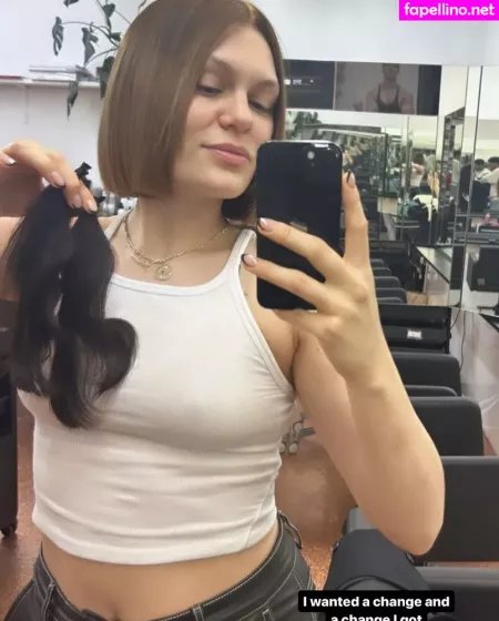 Jessie J 1 OnlyFans Thumbnail #rLc4gVsJsw