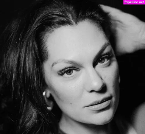 Jessie J 1 OnlyFans Thumbnail #tdV25Vaain