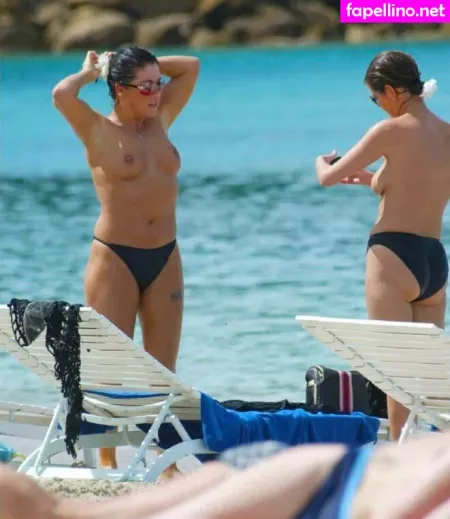 Jessie Wallace OnlyFans Thumbnail #0wRYufro4l