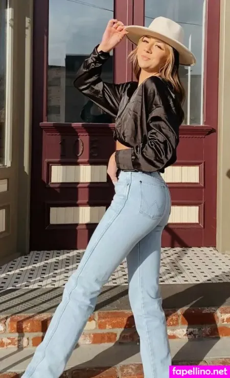 Jessie Young OnlyFans Thumbnail #3p48VCQZmi