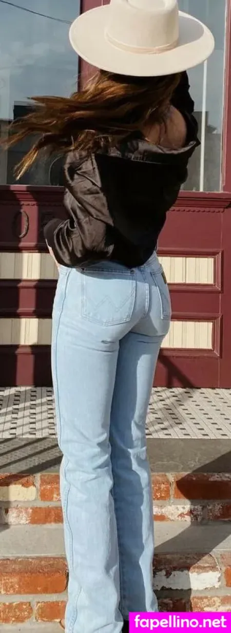 Jessie Young OnlyFans Thumbnail #PDU2UNBHD2