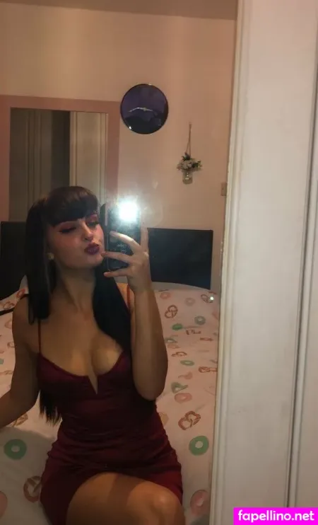 Jessiee19 OnlyFans Thumbnail #AgFLIeLvTM