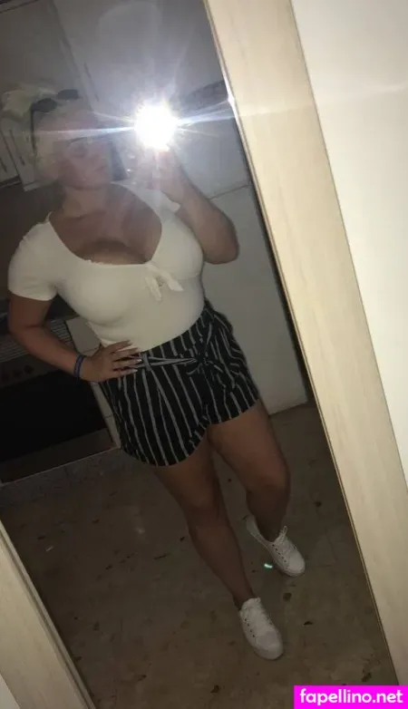Jessielouxox OnlyFans Thumbnail #0keMcoj4EA