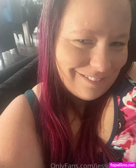 Jessielovesit1 OnlyFans Thumbnail #Ch0uQh9SxO