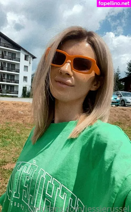 Jessierussel OnlyFans Thumbnail #wQFJADs8Mb
