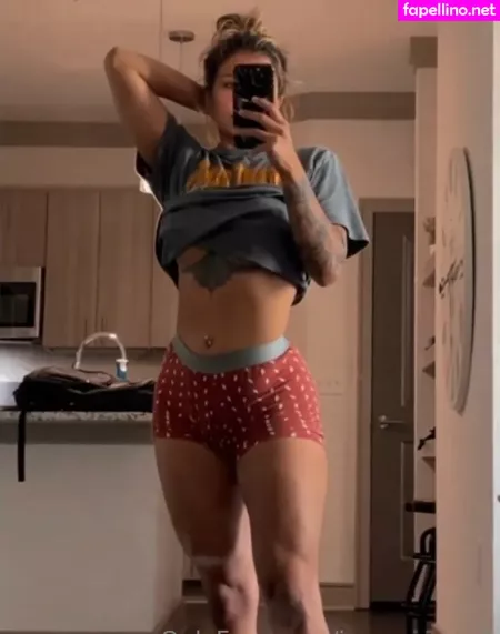 Jessmoreo2 OnlyFans Thumbnail #c6M4i6CEv2