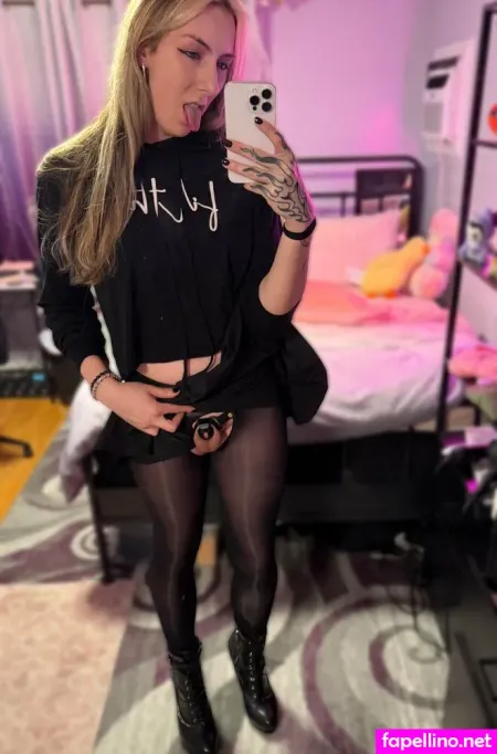 Jesswintersof Main Profile Photo