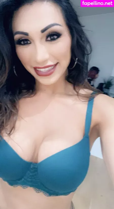 Jessy Dubai OnlyFans Thumbnail #fFw3NSIo1e