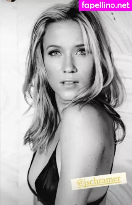 Jessy Schram OnlyFans Thumbnail #ZRV8K27dd6