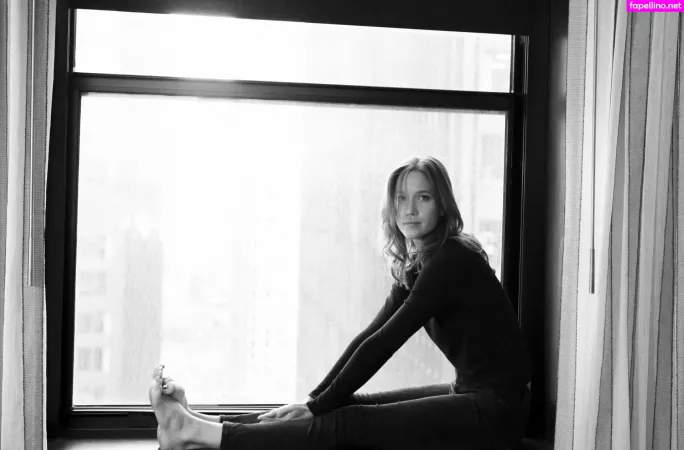 Jessy Schram OnlyFans Thumbnail #xzJrgTXIVl