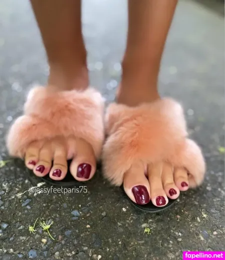 Jessyfeetparis OnlyFans Thumbnail #PszDw2GKh2