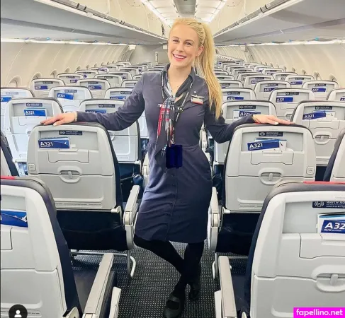 Jetting Julia OnlyFans Thumbnail #fRXiwF18kc