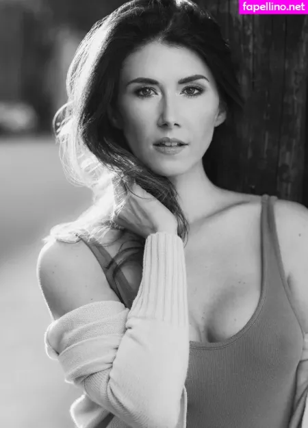 Jewel Staite OnlyFans Thumbnail #drOmtWimyB
