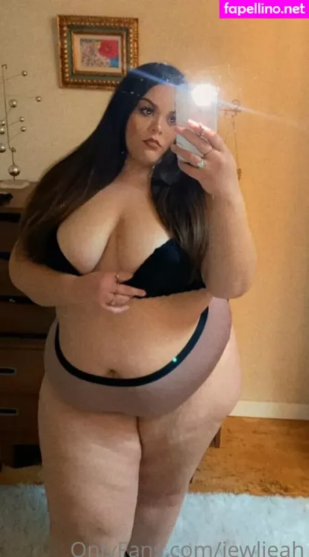 Jewlieah OnlyFans Thumbnail #LxrT3LE2J6