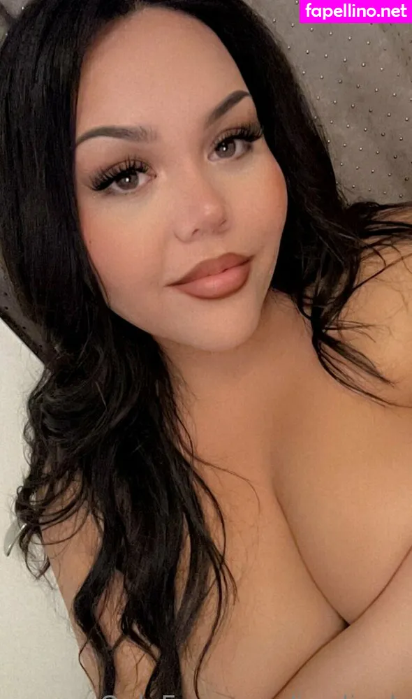 https:, jewlieah, jewlieahofficial Nude Leaked OnlyFans Photo #QGwLUa0tdp