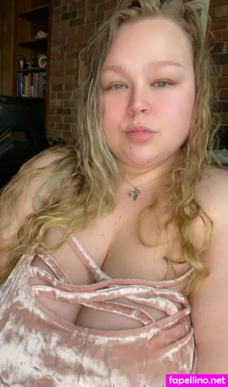 Jezebellesplayroom OnlyFans Thumbnail #ZZvSvQ0CV0