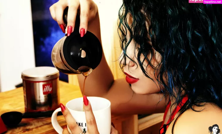 Jhosi OnlyFans Thumbnail #9DZTvfNPzI