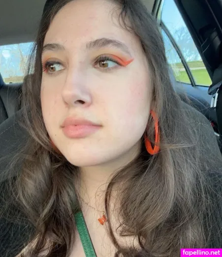 Jiggleryn OnlyFans Thumbnail #URMyQuPPoq