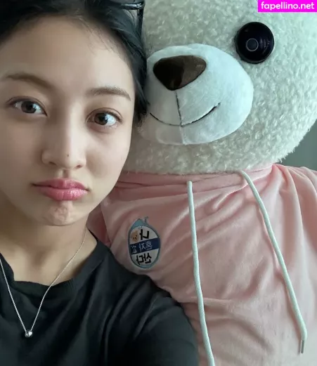 Jihyo OnlyFans Thumbnail #II9zkKlic4