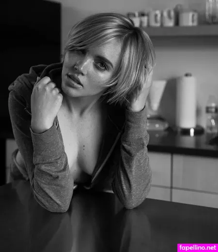 Jill Megan OnlyFans Thumbnail #H2ssGGk3WM